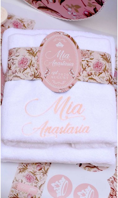 Trusou de botez cu bujori motive florale pe nuante elegante de roz si corai  1